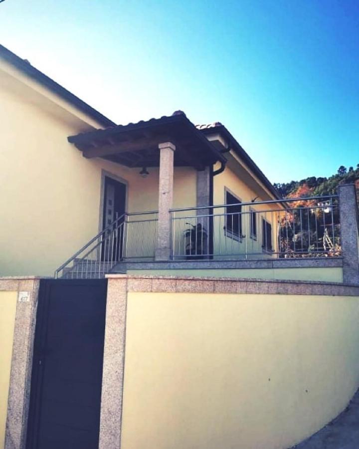 הוילה Casa Dos Henriques Geres By Geres Casas מראה חיצוני תמונה
